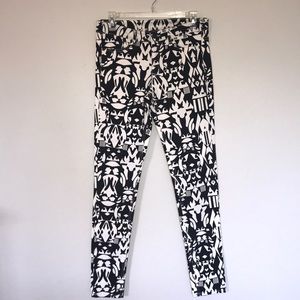 H&M Divided Size 8 Super Slim leg Geometry prints Pants NWT